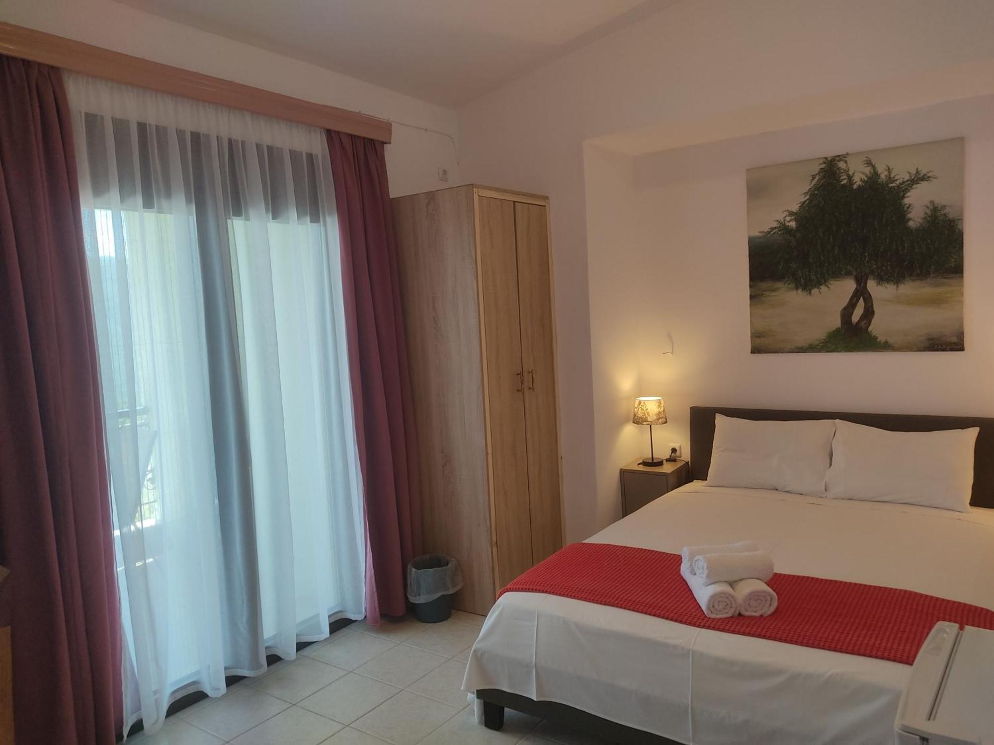 Xenonas Κithαiron Hotel Vília Eksteriør billede